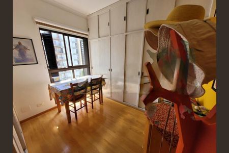 Apartamento à venda com 2 quartos, 125m² em Indianópolis, São Paulo