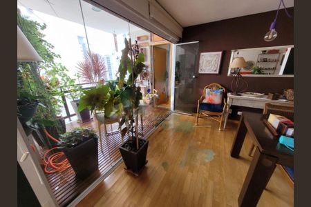 Apartamento à venda com 2 quartos, 125m² em Indianópolis, São Paulo