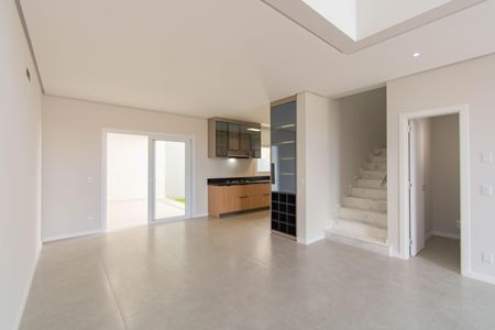 Casa à venda com 234m², 3 quartos e 4 vagasSala