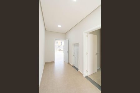 Casa à venda com 234m², 3 quartos e 4 vagasEntrada Lateral