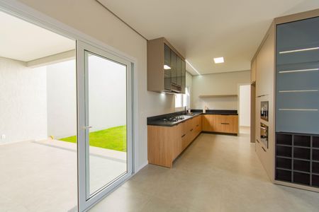 Casa à venda com 234m², 3 quartos e 4 vagasCozinha