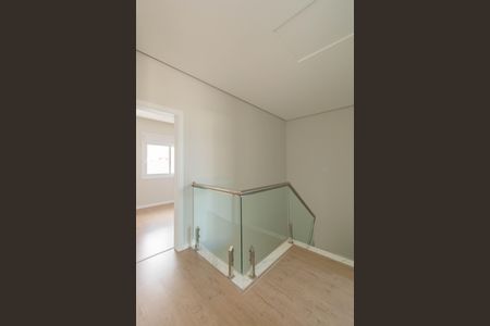 Casa à venda com 234m², 3 quartos e 4 vagasEscada