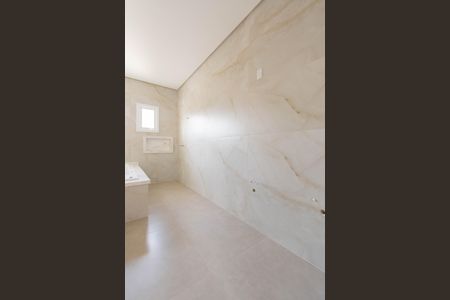 Casa à venda com 234m², 3 quartos e 4 vagasBanheiro da Suíte