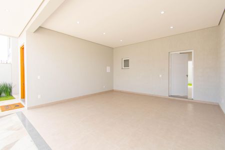 Casa à venda com 234m², 3 quartos e 4 vagasGaragem