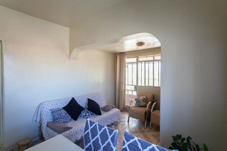 Casa à venda com 171m², 3 quartos e 2 vagas Casa à venda com 171m², 3 quartos e 2 vagasSala