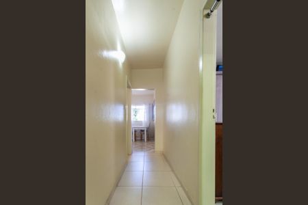 Casa à venda com 171m², 3 quartos e 2 vagas Casa à venda com 171m², 3 quartos e 2 vagasCorredor