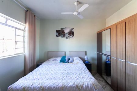 Casa à venda com 171m², 3 quartos e 2 vagas Casa à venda com 171m², 3 quartos e 2 vagasQuarto 1