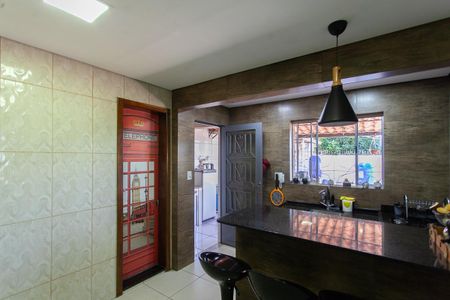 Casa à venda com 171m², 3 quartos e 2 vagas Casa à venda com 171m², 3 quartos e 2 vagasCopa