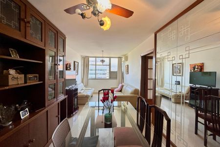 Apartamento à venda com 135m², 3 quartos e 1 vagaSala