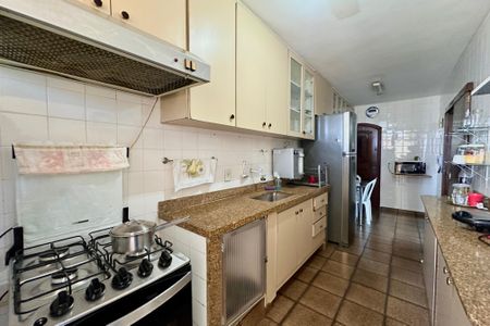 Apartamento à venda com 135m², 3 quartos e 1 vagaCozinha