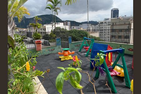 Apartamento à venda com 135m², 3 quartos e 1 vagaÁrea comum