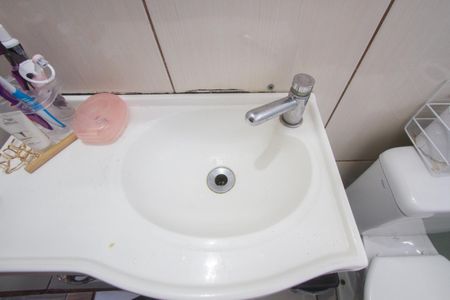 Apartamento à venda com 60m², 2 quartos e sem vaga Apartamento à venda com 60m², 2 quartos e sem vagaBanheiro