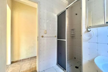 Casa para alugar com 130m², 3 quartos e 2 vagas Casa para alugar com 130m², 3 quartos e 2 vagasBanheiro