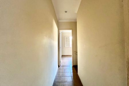 Casa para alugar com 130m², 3 quartos e 2 vagas Casa para alugar com 130m², 3 quartos e 2 vagasCorredor