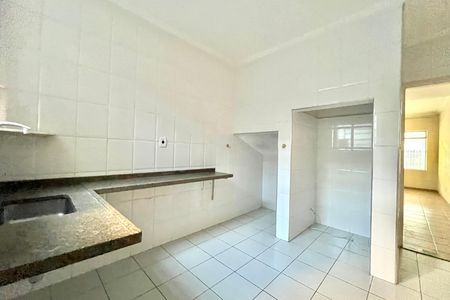 Casa para alugar com 130m², 3 quartos e 2 vagas Casa para alugar com 130m², 3 quartos e 2 vagasCozinha