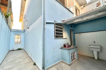 Casa para alugar com 130m², 3 quartos e 2 vagas Casa para alugar com 130m², 3 quartos e 2 vagasÁrea de Serviço