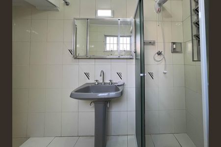 Casa à venda com 90m², 2 quartos e sem vaga Casa à venda com 90m², 2 quartos e sem vagaBanheiro