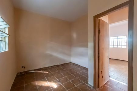 Casa para alugar com 100m², 3 quartos e 2 vagas Casa para alugar com 100m², 3 quartos e 2 vagasQuarto 2