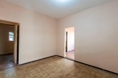 Casa para alugar com 100m², 3 quartos e 2 vagas Casa para alugar com 100m², 3 quartos e 2 vagasSala