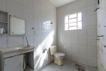 Casa para alugar com 100m², 3 quartos e 2 vagas Casa para alugar com 100m², 3 quartos e 2 vagasBanheiro