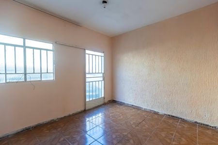 Casa para alugar com 100m², 3 quartos e 2 vagas Casa para alugar com 100m², 3 quartos e 2 vagasSala