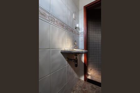 Casa à venda com 355m², 4 quartos e 4 vagasLavabo