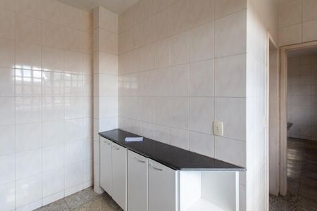 Casa à venda com 355m², 4 quartos e 4 vagasCozinha de Apoio