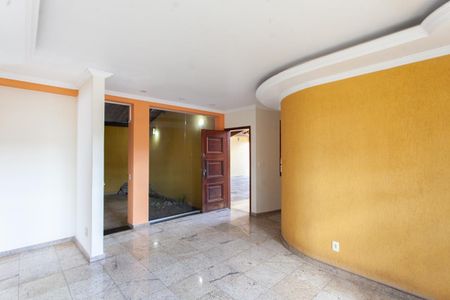Casa à venda com 355m², 4 quartos e 4 vagasSala 2