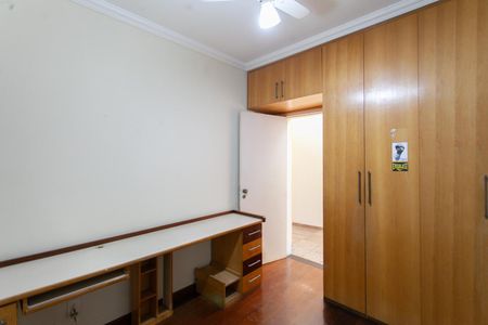 Casa à venda com 355m², 4 quartos e 4 vagasQuarto 2