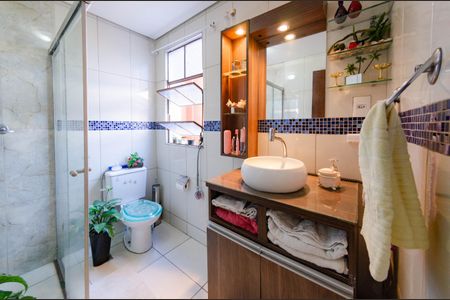 Casa para alugar com 400m², 5 quartos e 3 vagas Casa para alugar com 400m², 5 quartos e 3 vagasBanheiro