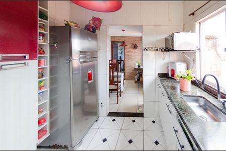 Casa para alugar com 400m², 5 quartos e 3 vagas Casa para alugar com 400m², 5 quartos e 3 vagasCozinha