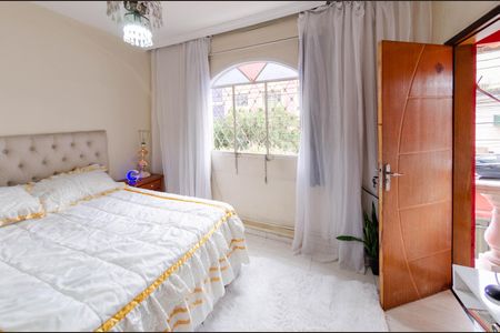 Casa para alugar com 400m², 5 quartos e 3 vagas Casa para alugar com 400m², 5 quartos e 3 vagasQuarto 3