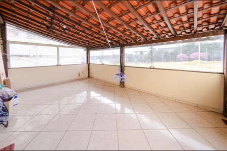 Casa para alugar com 400m², 5 quartos e 3 vagas Casa para alugar com 400m², 5 quartos e 3 vagasCasa 3 - Área