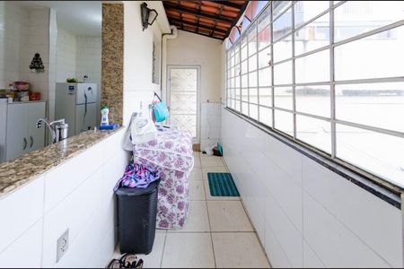 Casa para alugar com 400m², 5 quartos e 3 vagas Casa para alugar com 400m², 5 quartos e 3 vagasCasa 3 - Área de serviço