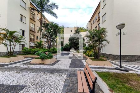 Apartamento para alugar com 52m², 2 quartos e 1 vaga Apartamento para alugar com 52m², 2 quartos e 1 vagaFachada