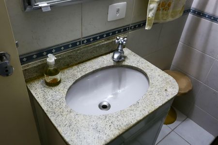 Apartamento para alugar com 52m², 2 quartos e 1 vaga Apartamento para alugar com 52m², 2 quartos e 1 vagaBanheiro