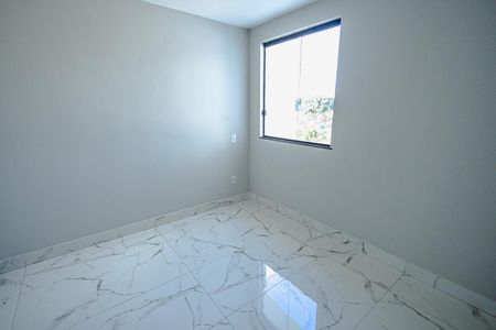 Casa à venda com 125m², 3 quartos e 2 vagas Casa à venda com 125m², 3 quartos e 2 vagasQuarto 2