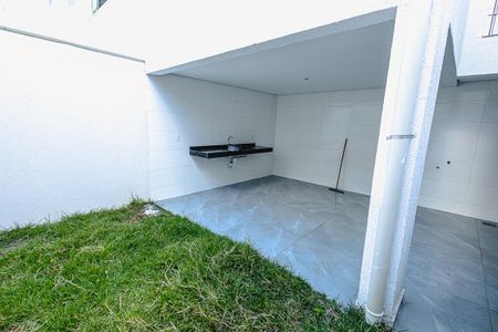 Casa à venda com 125m², 3 quartos e 2 vagas Casa à venda com 125m², 3 quartos e 2 vagasArea de serviço