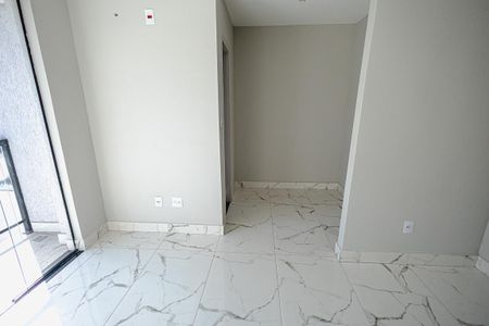 Casa à venda com 125m², 3 quartos e 2 vagas Casa à venda com 125m², 3 quartos e 2 vagasSuíte