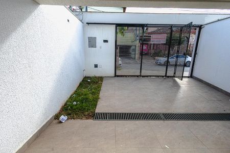 Casa à venda com 125m², 3 quartos e 2 vagas Casa à venda com 125m², 3 quartos e 2 vagasGaragem