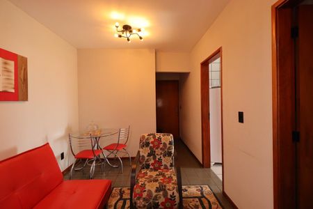 Apartamento para alugar com 38m², 1 quarto e 1 vagaSala