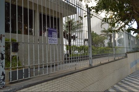 Apartamento à venda com 69m², 2 quartos e 1 vagaFachada