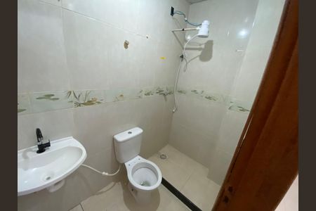 Banheiro Social de apartamento para alugar com 1 quarto, 60m² em Taquara, Rio de Janeiro