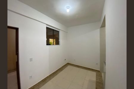 Sala de apartamento para alugar com 1 quarto, 60m² em Taquara, Rio de Janeiro