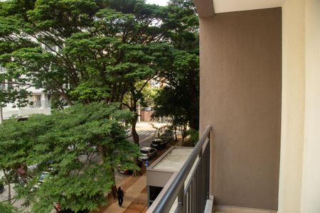 Apartamento à venda com 27m², 1 quarto e sem vaga Apartamento à venda com 27m², 1 quarto e sem vagaVista da Sacada
