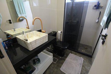 Apartamento à venda com 79m², 2 quartos e 1 vagaBanheiro da Suíte 2