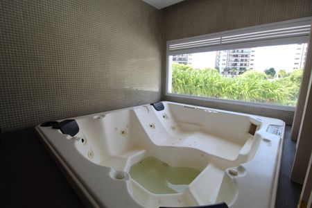 Apartamento à venda com 79m², 2 quartos e 1 vagaÁrea comum - Hidro