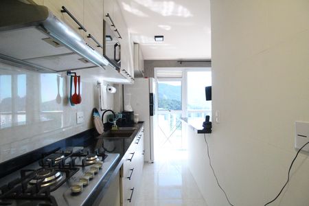 Apartamento à venda com 79m², 2 quartos e 1 vagaCozinha