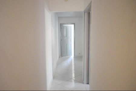 Casa para alugar com 183m², 2 quartos e 2 vagas Casa para alugar com 183m², 2 quartos e 2 vagasCorredor