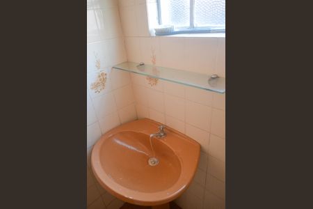 Casa para alugar com 183m², 2 quartos e 2 vagas Casa para alugar com 183m², 2 quartos e 2 vagasBanheiro